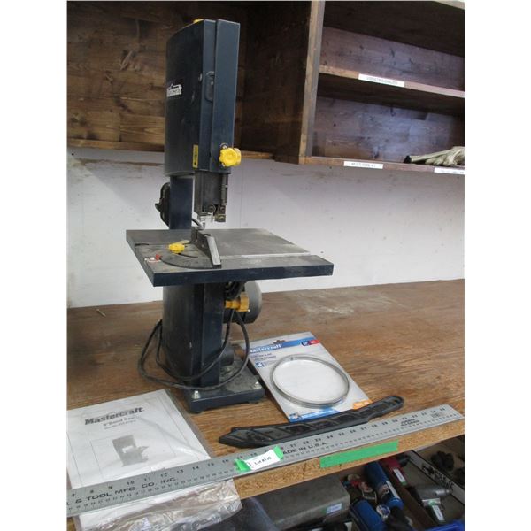 Mastercraft 9" band saw with manual (working)