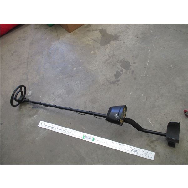 Treasure Hunter metal detector