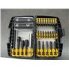 Image 2 : Dewalt drill bits + socket set