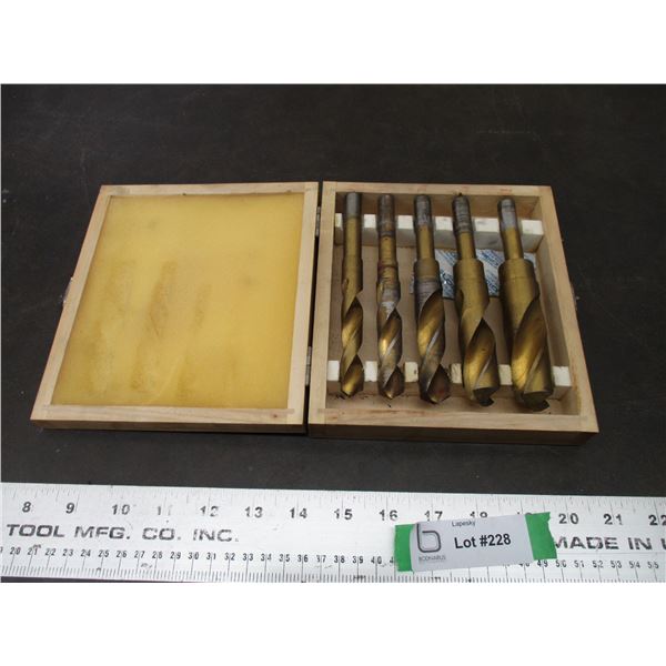 (5) High Speed drill bits
