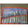 Image 2 : Westward 14 piece punch + chisel set - wall pouch