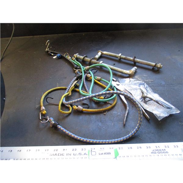 Bungee cord, gat hooks