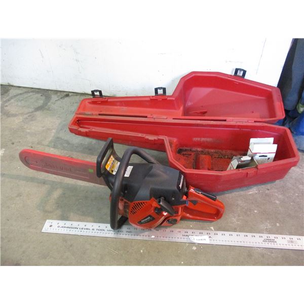 Jonsered Turbo chainsaw - in case - with new chain (working)