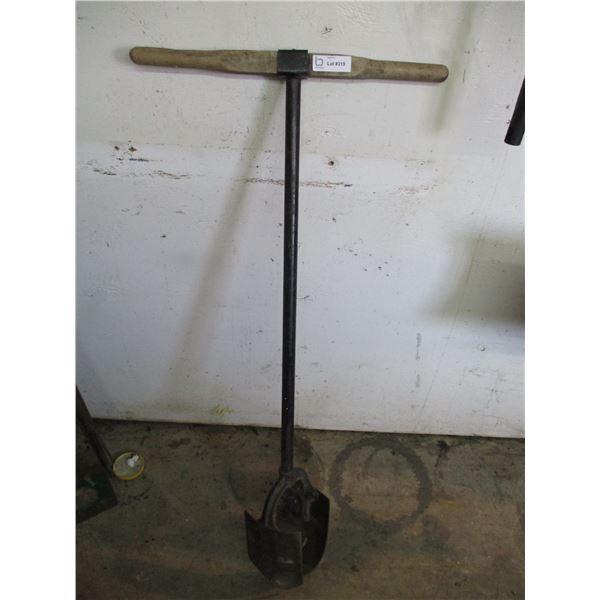 Post hole auger