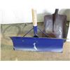 Image 2 : (3) Snow shovels