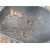 Image 5 : Wheel Barrow (cracked bottom)