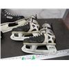 Image 3 : (3) Pairs of skates - Bauer, CCM