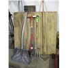 Image 1 : (4) Yard/garden tools