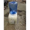 Image 1 : Greenway water dispenser - 19"tall hot+cold with jug