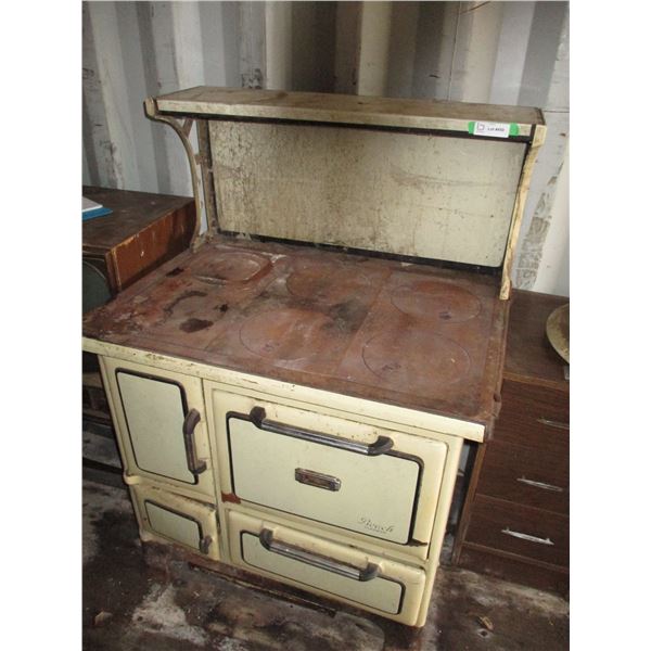 Beach manor vintage stove - woodcook