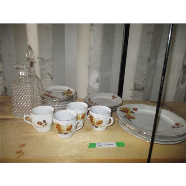 20 piece dish glass set + decanters