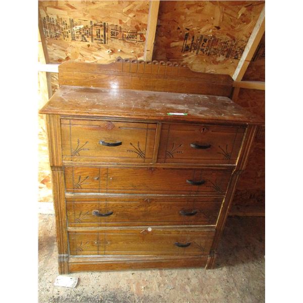 Vintage 5-drawer wood dresser - 39x18 40tall