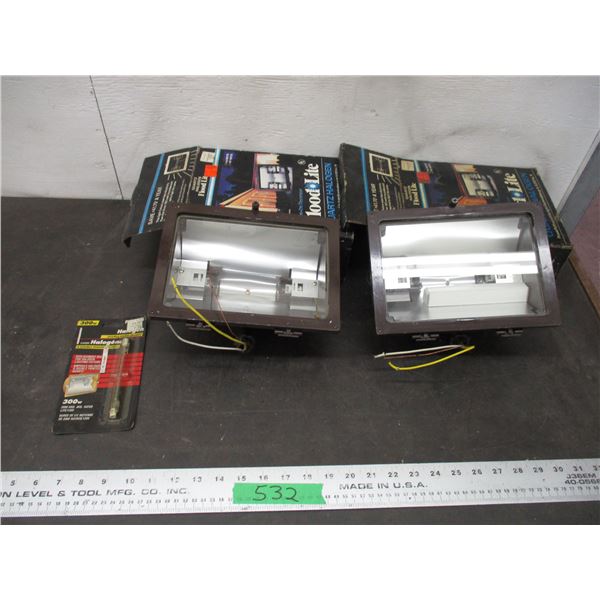 (2) Flood lights (extra bulb)