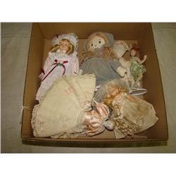 Lot of 5 Miscellaneous Dolls