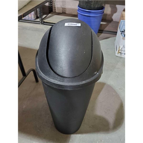 NEW Umbra Swinger 45L Garbage Can