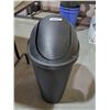 Image 1 : NEW Umbra Swinger 45L Garbage Can