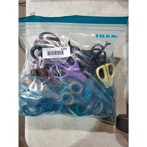 Lot of Assorted Scissors