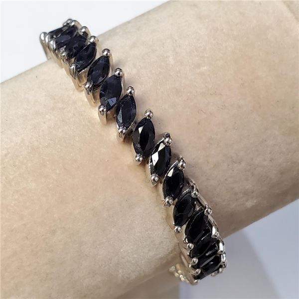 Silver Sapphire(14ct) Bracelet (~length 7 inches) (~weight 19.04g), Appraised Retail $1505