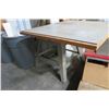 Image 2 : Tool Stand