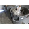 Image 2 : 5-Rubbermaid Waste Cans - 5 X $