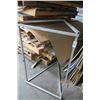 Image 1 : Aluminum Tri-Angle Stand