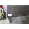 Image 2 : Black Mica Desk