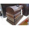 Image 2 : Phonograph