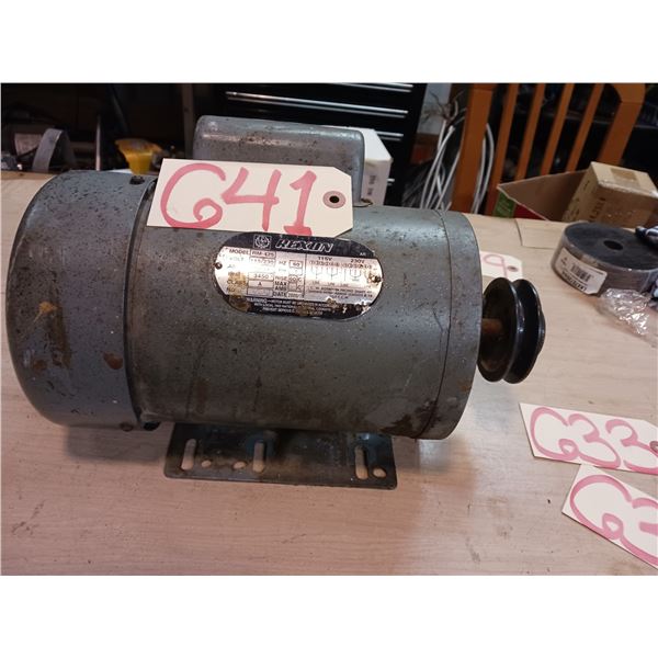 moteur 1 HP 115/ 230 volt 3450 rpm