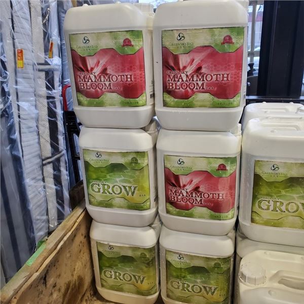 6 NEW JUGS OF GREEN SKY LIQUID FERTILIZER -  (3) MAMMOTH BLOOM  SOIL BOOSTER AND (3) GROW 10 LITERS 