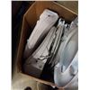Image 4 : 2 BOXES OF DEFECTIVE STORE RETURN TOTO AND BRONDELL BIDET TOILET SEATS