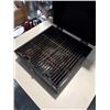 Image 2 : CAMP CHEF GRILL BOX