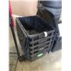 Image 2 : 6 TOTES WITH BUILT IN LIDS AND LIFTING BAGS