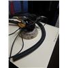 Image 2 : DEWALT PALM SANDER AND BLACK AND DECKER ORBITAL POLISHER BOTH WORKING