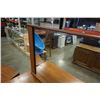 Image 8 : MID CENTURY 9 DRAWER DRESSER WITH MIRROR AND 2 DRAWER NIGHTSTAND
