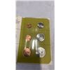 Image 8 : 3 COIN SETS - GREAT BRITAIN 1953 ELIZABETH II CORONATION, 90TH BIRTHDAY THE QUEEN MOTHER, AND IRELAN