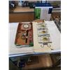 Image 1 : TRAY OF 7 WATCHES, QUARTZ CLOCK AND PICTURE FRAME