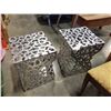 Image 2 : 2 LARGE DECORATIVE METAL ENDTABLES / PLANTERS