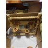 Image 8 : 2 BOXES LEADED GLASS HANGING BASKET, WICKER VASE, METAL CANDLE STANDS, WOOD PICTURE FRAMES