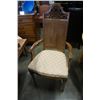 Image 8 : WOOD DINING TABLE WITH 2 LEAFS AND 6 CHAIRS