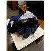 Image 1 : 5 JACKETS - 3 SIZE SMALL, 2 MEDIUM AND LADIES SHOES