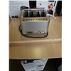Image 1 : AS NEW BREVILLE DIE CAST 4 SLICE SMART TOASTER