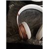 Image 2 : BRATS SOLO3 BLUETOOTH HEADPHONES ROSE GOLD - TESTED WORKING
