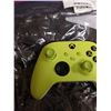 Image 2 : XBOX ELECTRIC VOLT WIRELESS CONTROLLER FOR SERIES X/S,  ONE