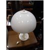Image 2 : HALF CIRCLE DOME TABLE LAMP