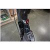 Image 8 : DYSON DC 25 UPRIGHT VACUUM WORKING