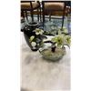 Image 1 : VINTAGE EASTERN VASE AND JADE TREE