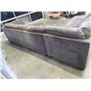 Image 8 : GREY 2 PIECE SECTIONAL SOFA