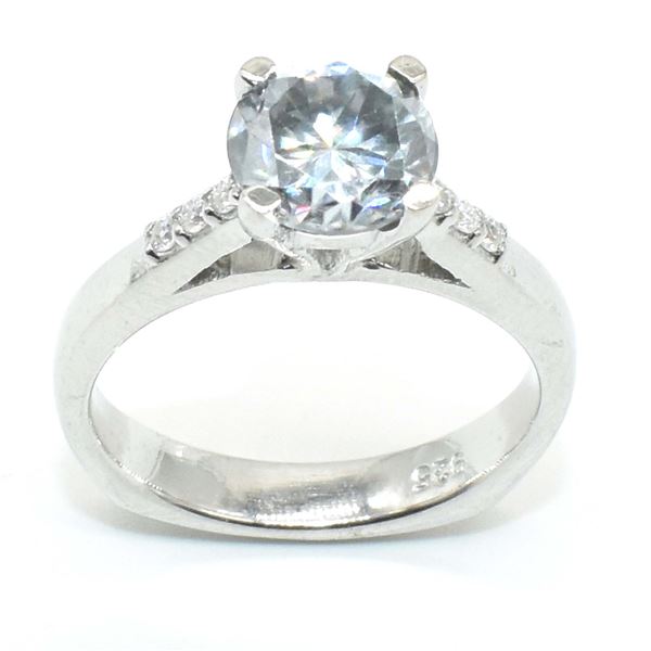 SV6-84 SILVER CERTIFIED MOISSANITE SIZE 6.5