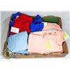 Image 1 : FLAT OF ASSORTED COLORS AND SIZE DANCE TOPS