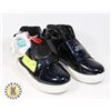 Image 1 : BOYS BLACK SHOE BEATS SIZE 1